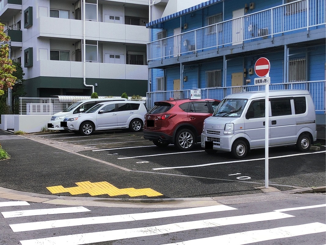 江戸川区南葛西５丁目　月極駐車場